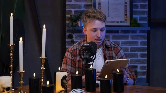 Reading The Internet's Scariest Stories | Smosh Mouth 19 смотреть онлайн