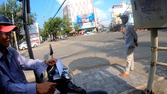 57 Фукуок.Таксисты не знают английский.