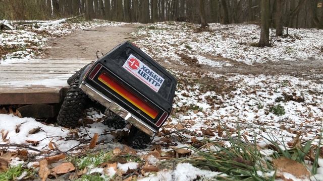 ШУТКА? TRX-4 против SUMMIT. смотреть онлайн
