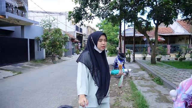 REVINA SESAK NAFAS SAMPAI HARUS DI NEBU 😱 Revina Syakira смотреть онлайн