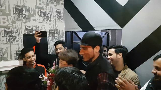 Rox Dragon | Knee The True Tekken God in Pakistan смотреть онлайн