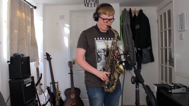 Just Saxophone - Uptown Funk (Bruno Mars) - Alto Sax Improvisation cover смотреть онлайн