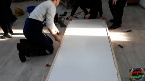 Установка дверного полотна в коробку по размеру