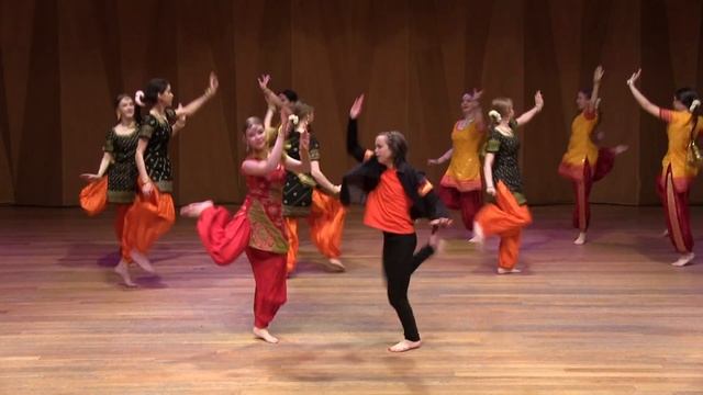 Hadippa | Dil Bole Hadippa | Indian Dance Group Mayuri смотреть онлайн