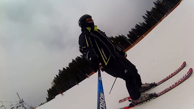 Спуск по трассе 3a, 7a в Буковеле смотреть онлайн