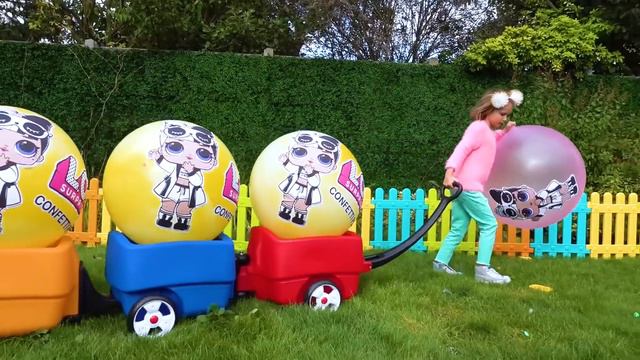 Катя и Макс нашли большие надувные шары смотреть онлайн