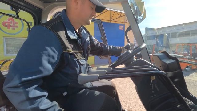 Автопогрузчик HELI 5тн, новой серии G3 смотреть онлайн