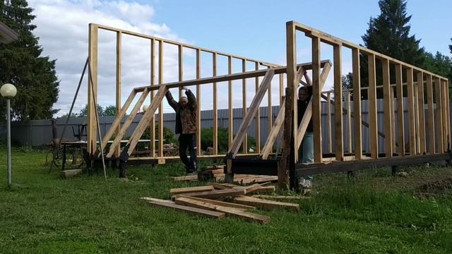 каркасный гараж на сваях. 7 на 5.