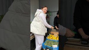Закупаюсь на рынке!
