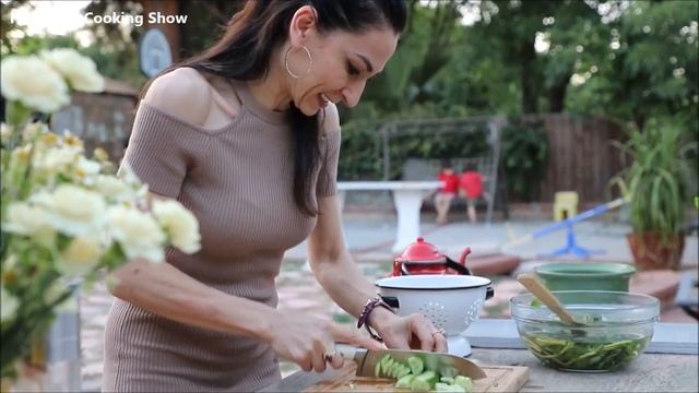 Летний Холодный Салат из Портулака и Огурцов - Армянская Кухня - Рецепт от Эгине - Heghineh смотреть онлайн