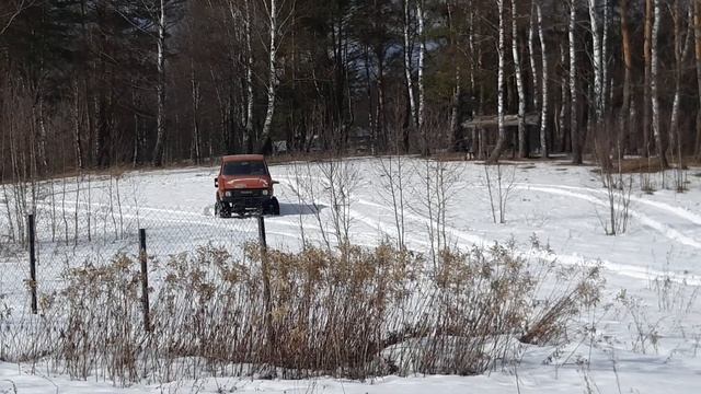 Toyota Land Cruiser 60 проснулся после зимы! смотреть онлайн