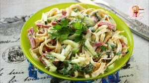 САЛАТ с ЯИЧНЫМИ БЛИНЧИКАМИ и КОЛБАСОЙ. Хоть на праздник, хоть на каждый день