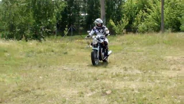Suzuki Vx 800 fail , overturning the motorcycle смотреть онлайн