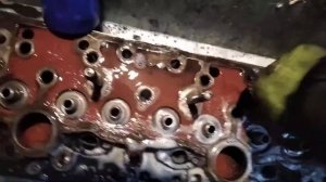 Сборка ГБЦ Д-240, после мойки, замены и притирки клапанов приспособление для установки пружин