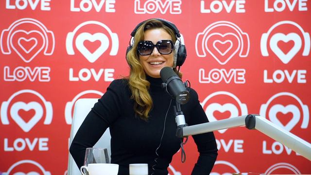 Ани Лорак запремьерила трек «Рядом, но не вместе» в эфире Love Radio! смотреть онлайн