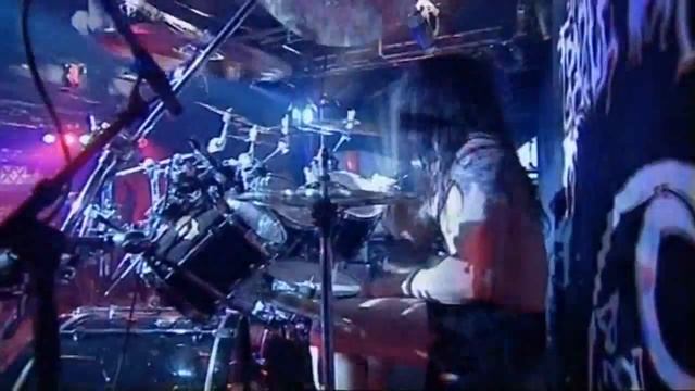 !Cradle of Filth - Live at Nottingham Rock City 14.04.2001 Queen Of Winter, Throned live смотреть онлайн
