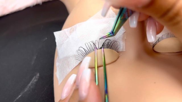 How To Do Eyelash Extensions смотреть онлайн