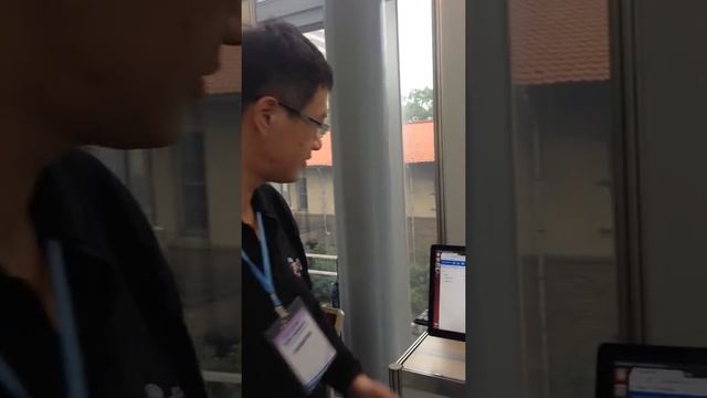 Xinguard demo - 2014 International SDN Symposium Taiwan смотреть онлайн