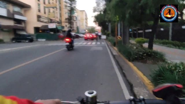 CHRISTMAS BIKE RIDE (FULL VIDEO) смотреть онлайн