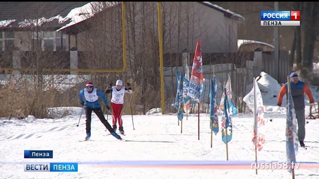 В Пензе названы победители соревнований по лыжному спорту памяти Дмитрия Шорникова смотреть онлайн