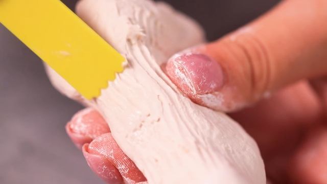 Простые лайфхаки и поделки для кукол / Как сделать Круэллу своими руками смотреть онлайн