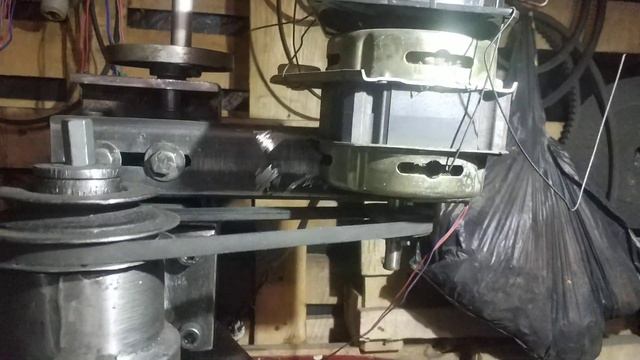 Токарный станок своими руками. Отрезание, и что нового, планы. Homemade lathe metal смотреть онлайн