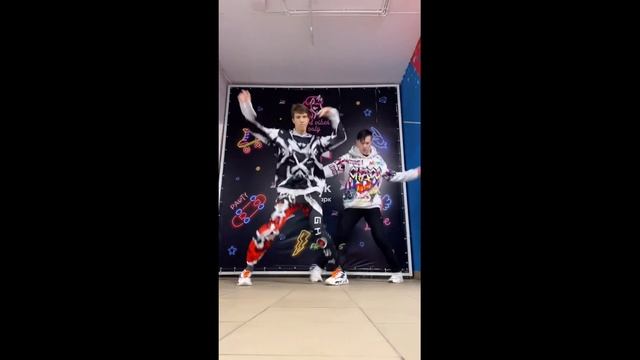 ? ⚡️ Tuzelity Dance ⚡️ ? ?дуэт.mp4