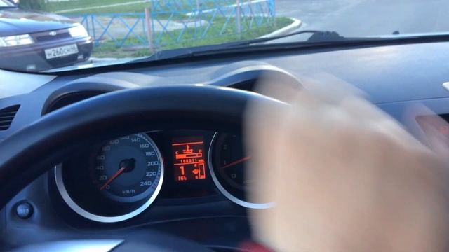 Для чего нужны подрулевые лепестки на бесступенчатом вариаторе / Lancer X (10) смотреть онлайн