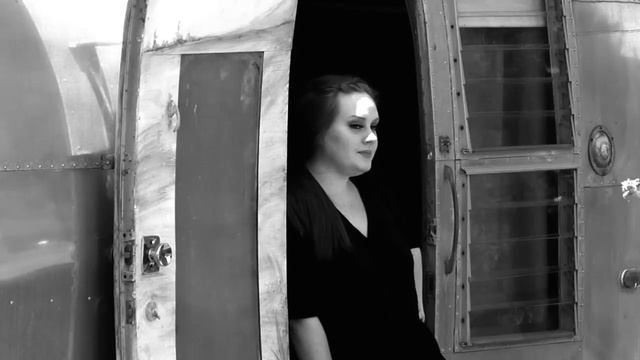 ADELE 'Rolling In The Deep' (Studio Footage) смотреть онлайн