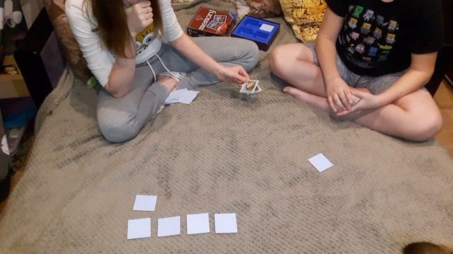 Memory. Играем в настольные Игры. Мемори