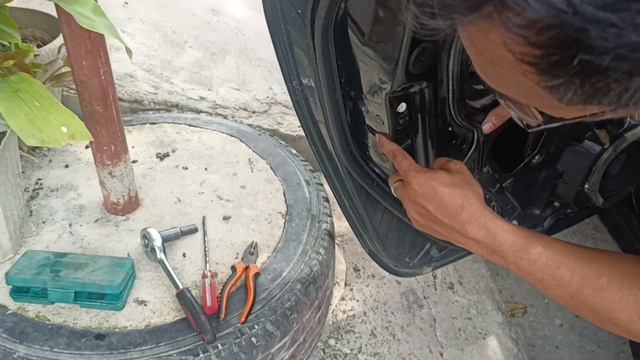 MAZDA 3 DOOR ACTUATOR REPLACEMENT смотреть онлайн