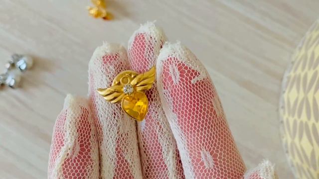 Винтажная бижутерия Миниатюрные украшения ко Дню Святого Валентина AVON Vintage jewelry смотреть онлайн