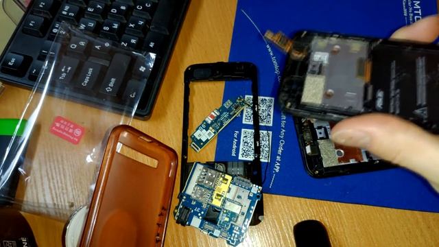 Замена экрана на asus zb450kl смотреть онлайн