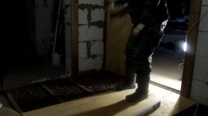 Черновой пол из фанеры, лаг и керамзита. Часть 5 - засыпка пола керамзитом