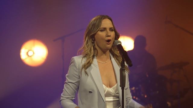 Jennifer Nettles - Wait For It (Live) смотреть онлайн