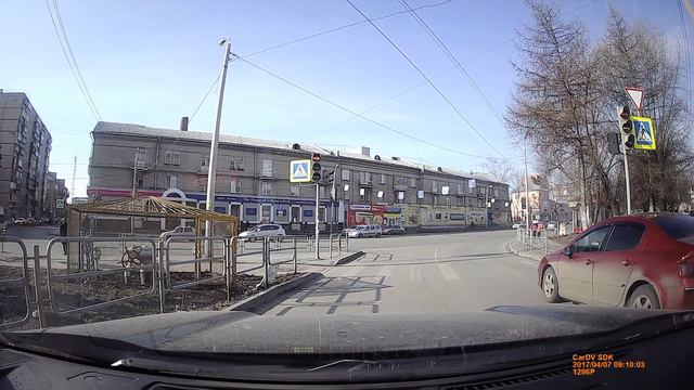 И о чем думают те, кто едет на красный сигнал светофора? смотреть онлайн