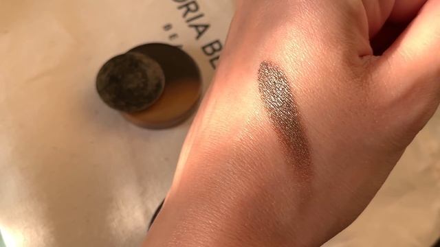 ТОНАЛЬНЫЙ CHANTECAILLE / ТЕНИ VICTORIA BECKHAM