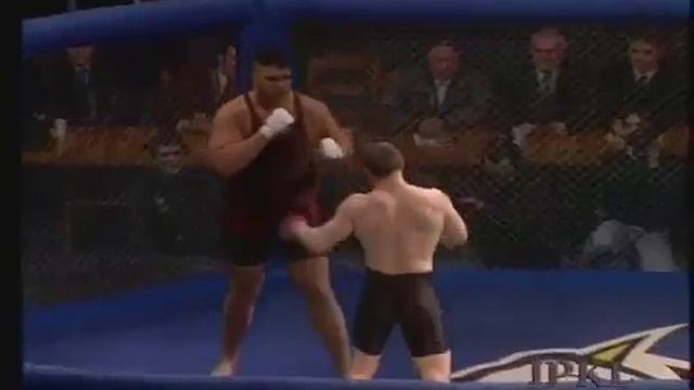 Маленький Русский валит Огромного Быка! Размер не важен