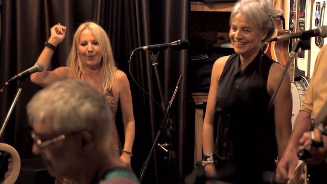 Brown Sugar Cover - The Lizzards смотреть онлайн