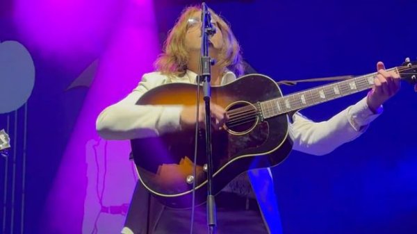 The Bootleg Beatles -The Ballad Of John And Yoko - LIVE - Stageside - 4K