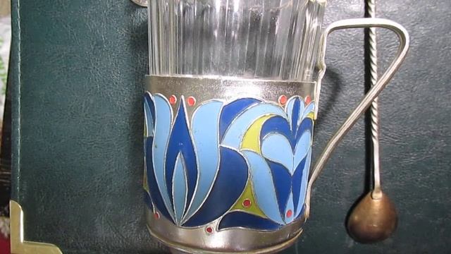 подстаканник Голубые лилии смотреть онлайн