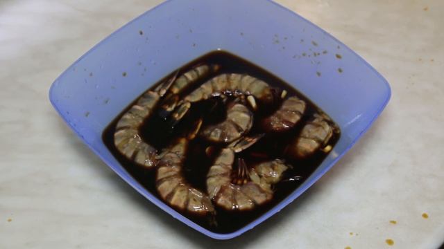 Тигровые креветки на гриле смотреть онлайн