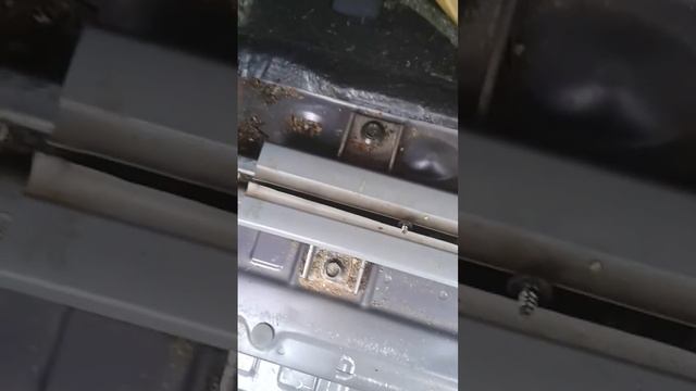 Removing the seat rails from a mazda bongo смотреть онлайн