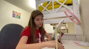 ВЛОГ Мое утро перед школой / Собираюсь, одеваюсь, крашусь.