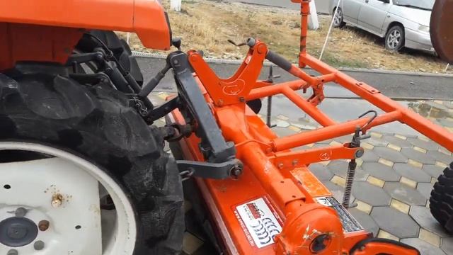 Сравниваем японские трактора KUBOTA смотреть онлайн