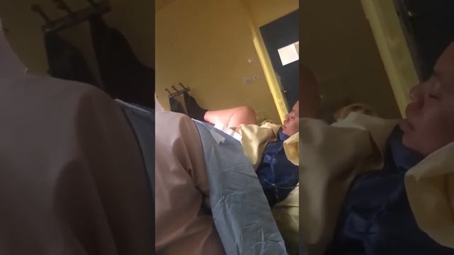 Labor and delivery via forcep with entertainment смотреть онлайн