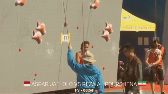 KARTU MERAH ASPAR JAELOLO KEHILANGAN JUARA DUNIA смотреть онлайн