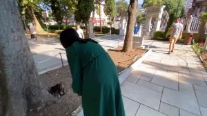 Могила Османа Гази в Бурсе. В парке Топхане находятся мавзолеи Османа Гази и его сына Орхана Гази.