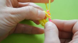 ❤АНАНАС. Фигурки из резинок Happy Rainbow Loom. Как плести. Урок №70❤