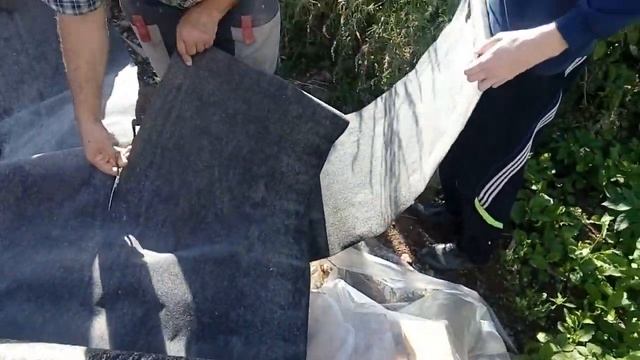 13.08.20 г. Раскладываем рубероид по фундаменту! смотреть онлайн